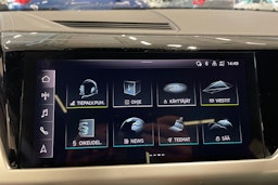 met. harmaa Audi e-tron GT 2023 kuva 28.