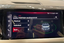 met. harmaa Audi e-tron GT 2023 kuva 39.