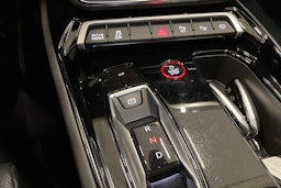 met. harmaa Audi e-tron GT 2023 kuva 42.