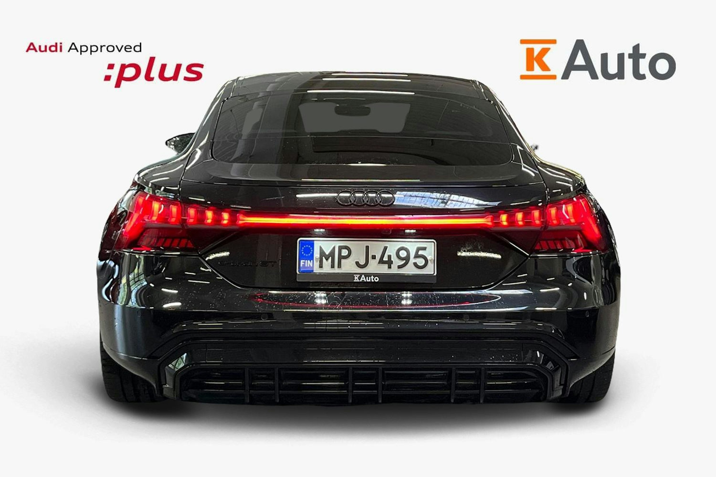 Musta Audi e-tron GT 2024 kuva 3.