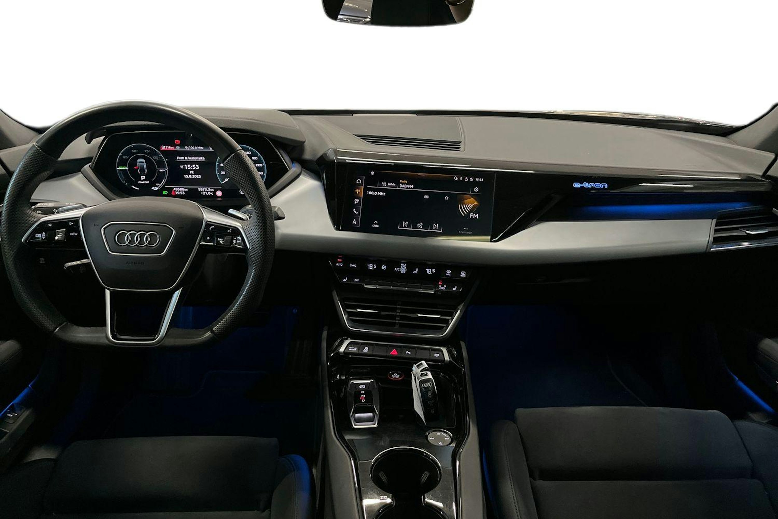 Musta Audi e-tron GT 2024 kuva 9.
