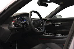 harmaa Audi e-tron GT 2025 kuva 6.