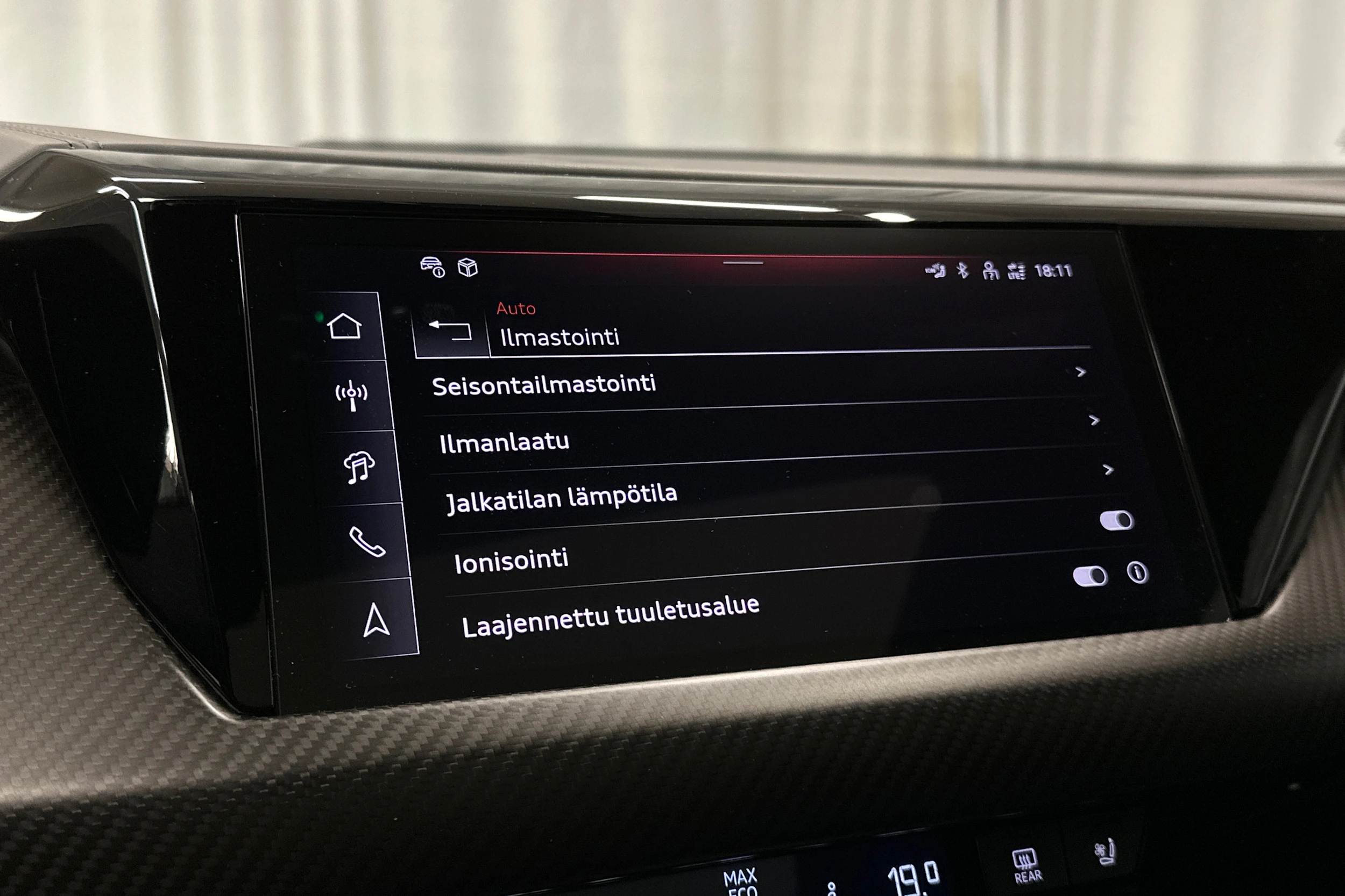 harmaa Audi e-tron GT 2025 kuva 19.