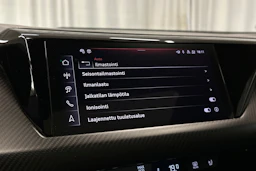 harmaa Audi e-tron GT 2025 kuva 19.