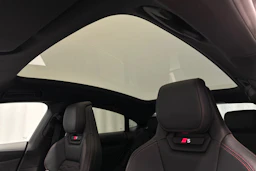 harmaa Audi e-tron GT 2025 kuva 28.