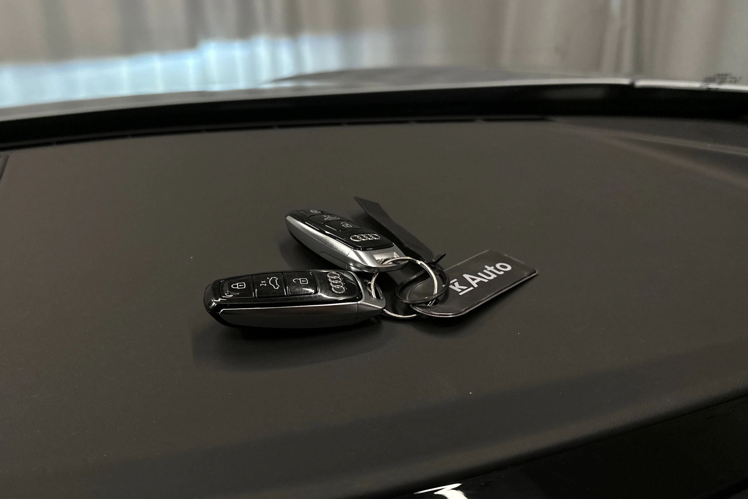 harmaa Audi e-tron GT 2025 kuva 32.