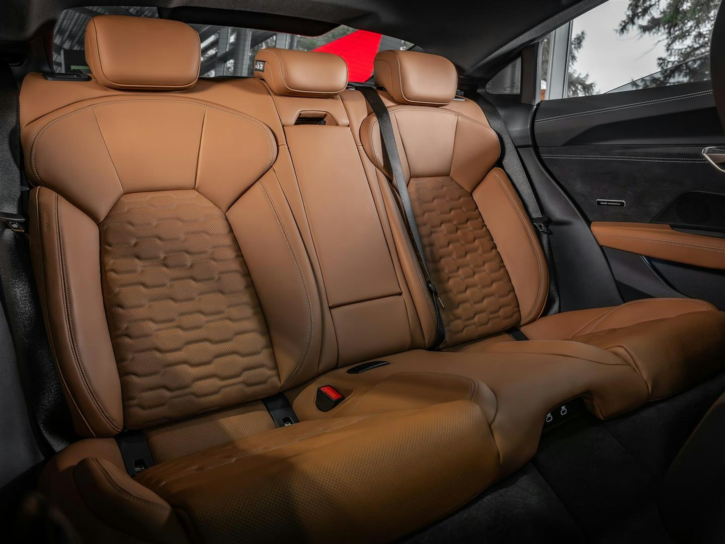 hopea Audi e-tron GT 2025 kuva 28.