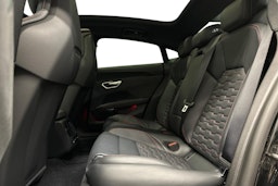 musta Audi e-tron GT 2025 kuva 10.