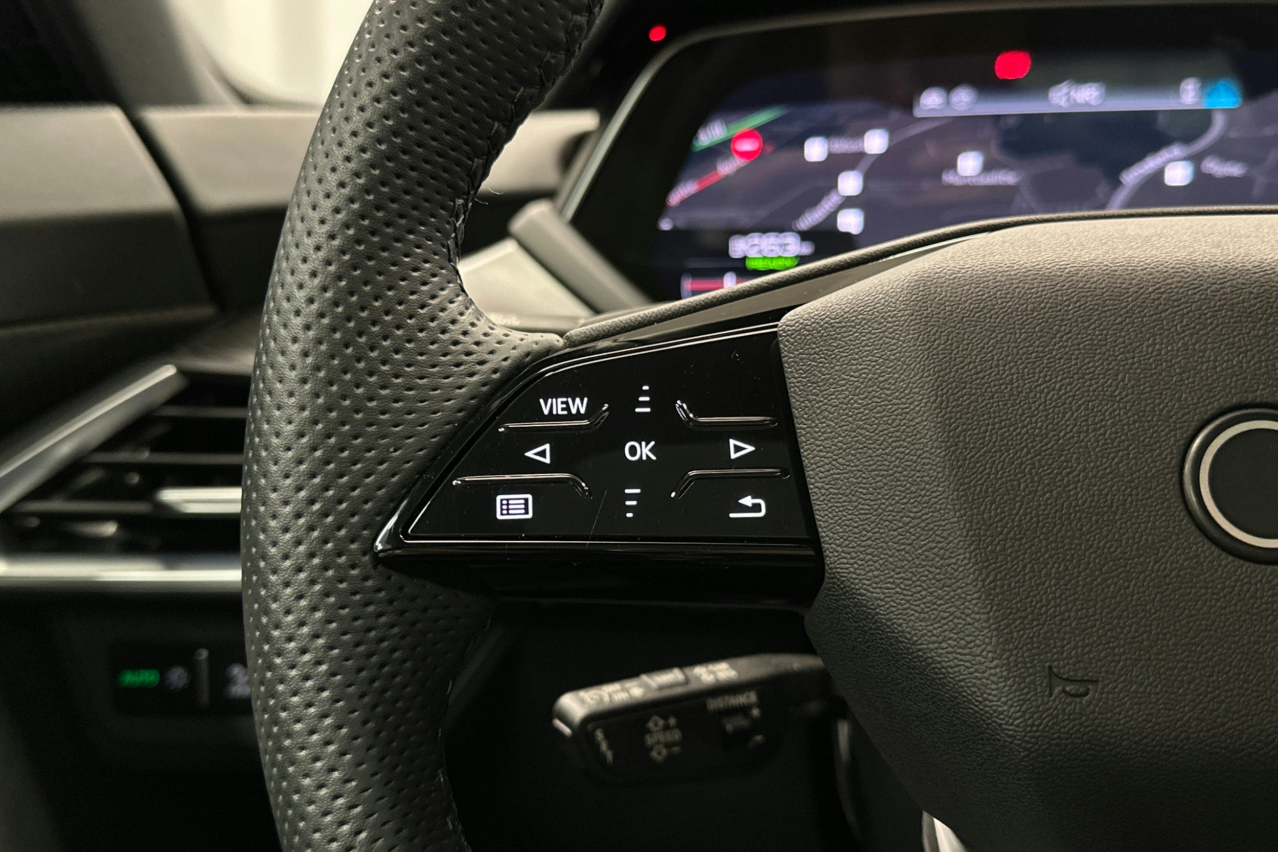 musta Audi e-tron GT 2025 kuva 13.