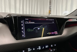 musta Audi e-tron GT 2025 kuva 20.