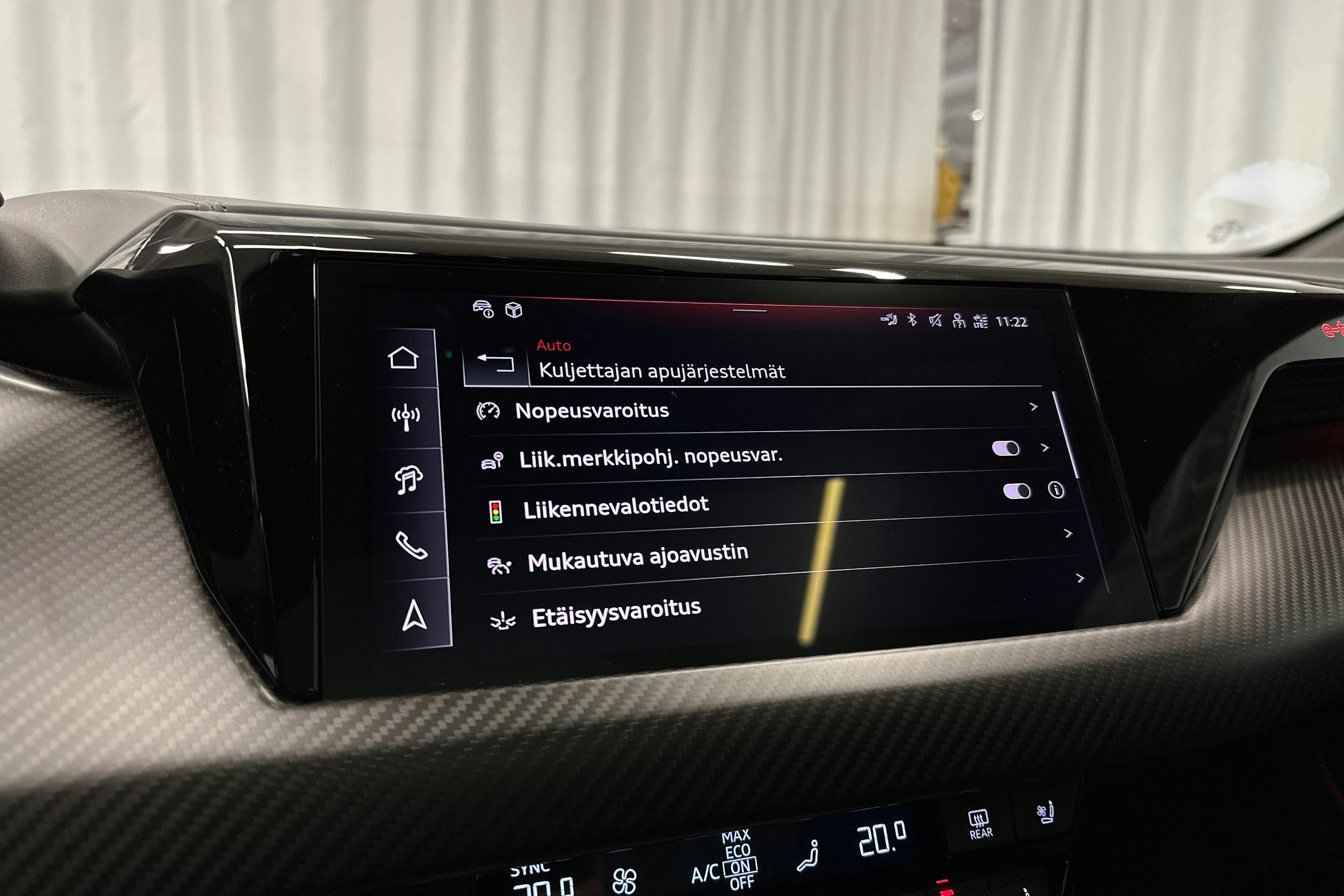 musta Audi e-tron GT 2025 kuva 24.