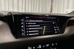 musta Audi e-tron GT 2025 kuva 25.