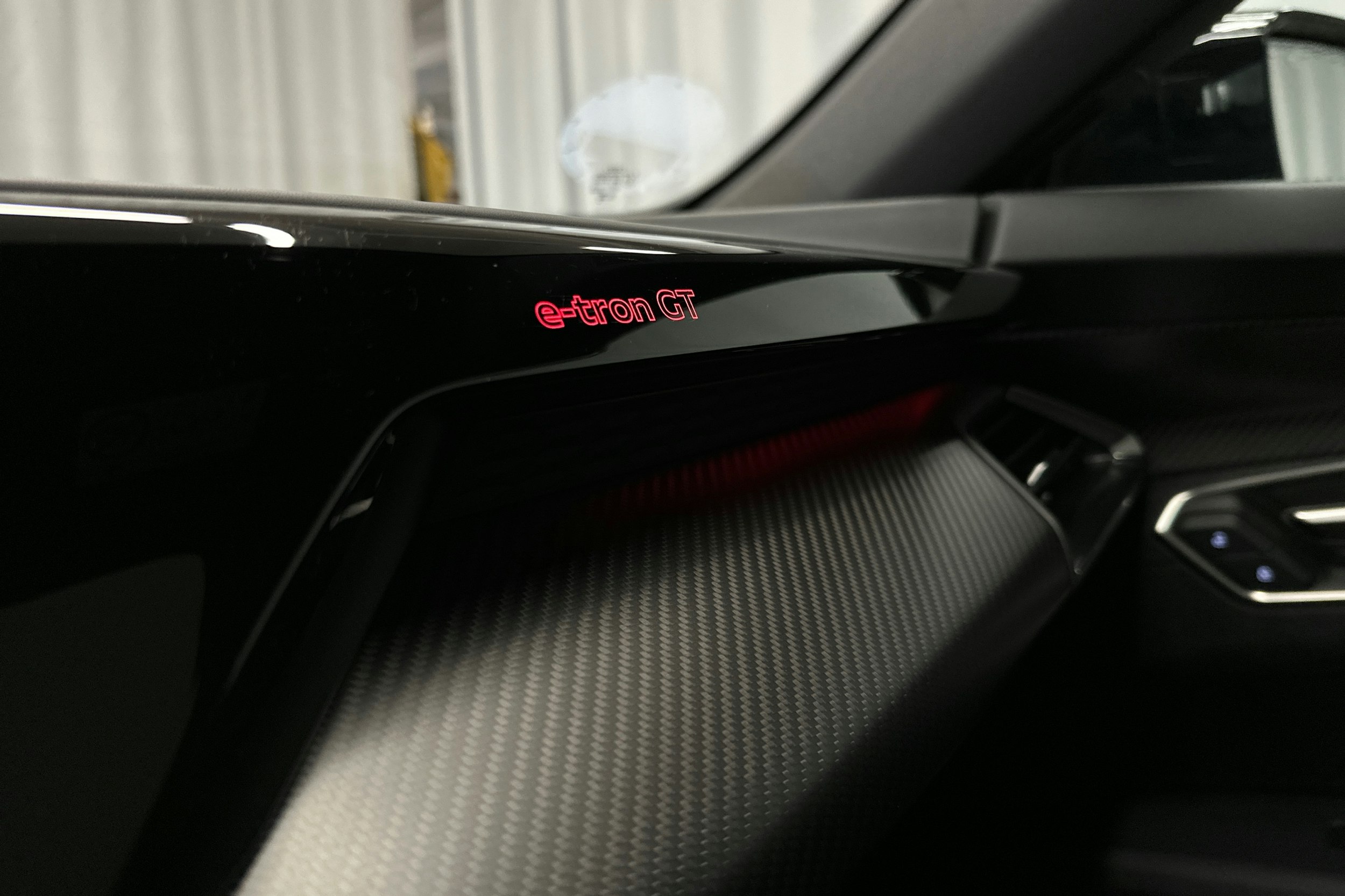 musta Audi e-tron GT 2025 kuva 31.