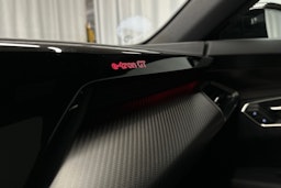 musta Audi e-tron GT 2025 kuva 31.