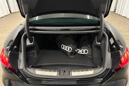 musta Audi e-tron GT 2025 kuva 35.