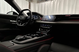musta Audi e-tron GT 2025 kuva 36.
