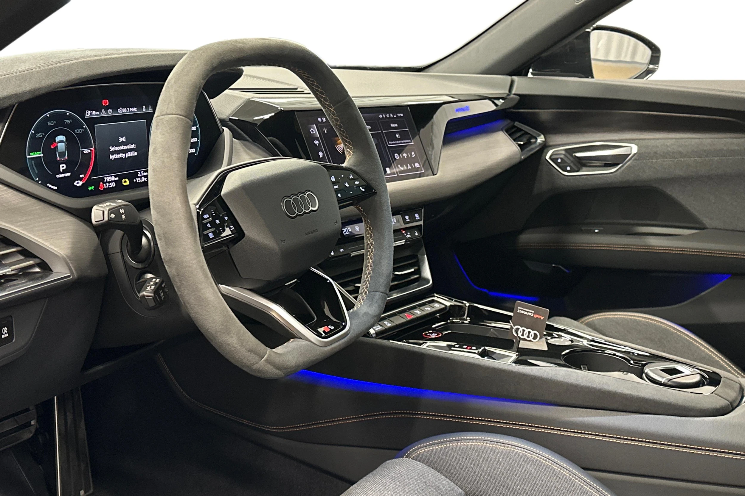 musta Audi e-tron GT 2025 kuva 6.
