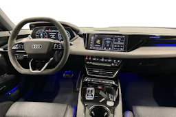 musta Audi e-tron GT 2025 kuva 7.