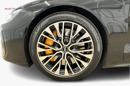 musta Audi e-tron GT 2025 kuva 9.