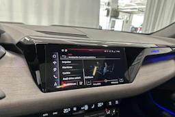 musta Audi e-tron GT 2025 kuva 19.