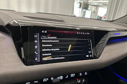 musta Audi e-tron GT 2025 kuva 23.