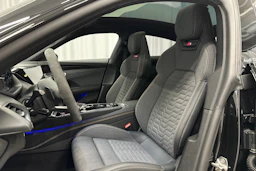 musta Audi e-tron GT 2025 kuva 31.