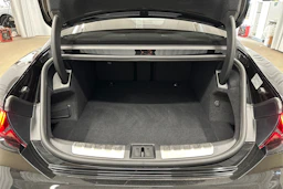 musta Audi e-tron GT 2025 kuva 36.