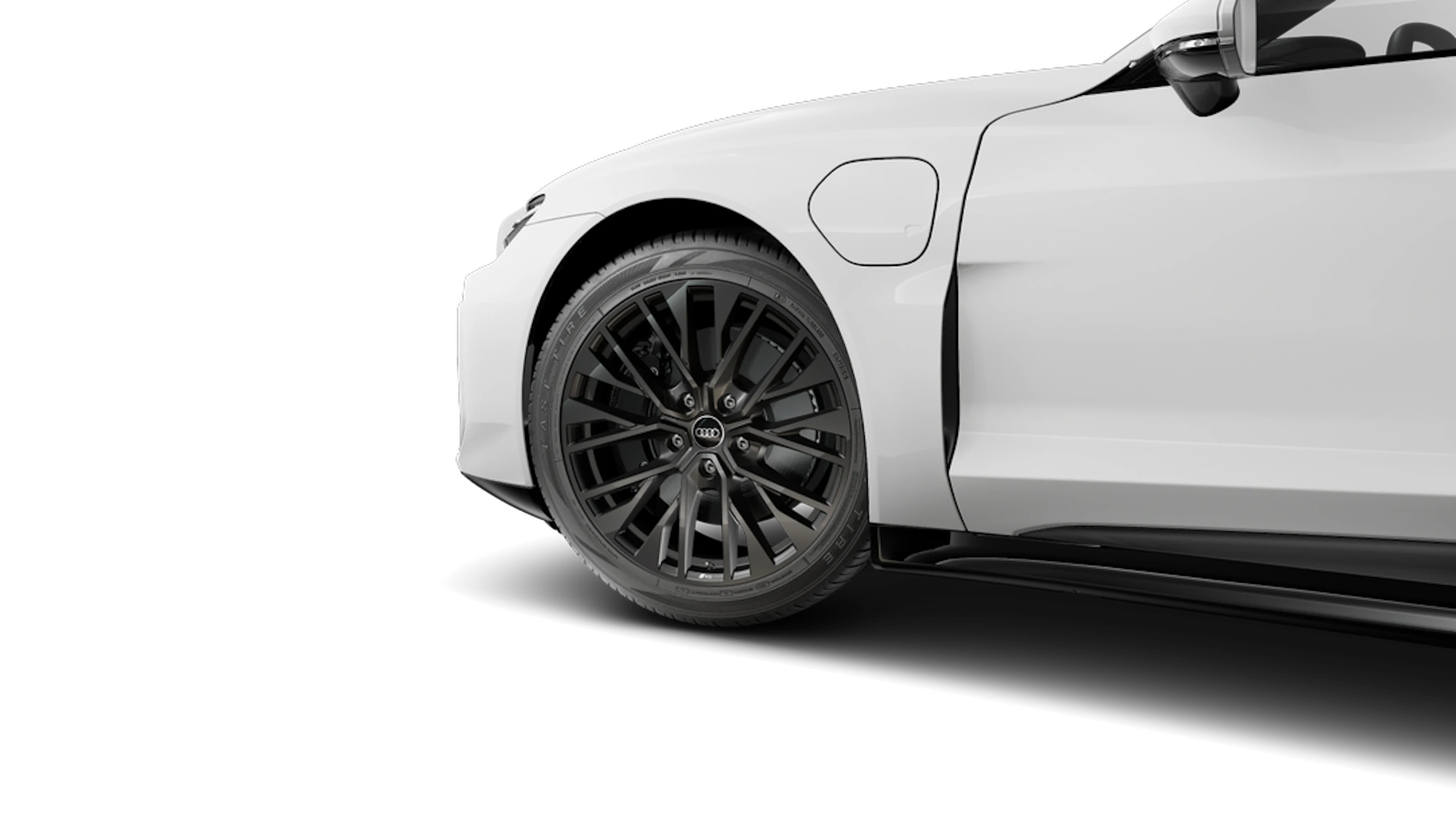 Mythos-musta, metalliväri Audi e-tron GT 2026 kuva 11.
