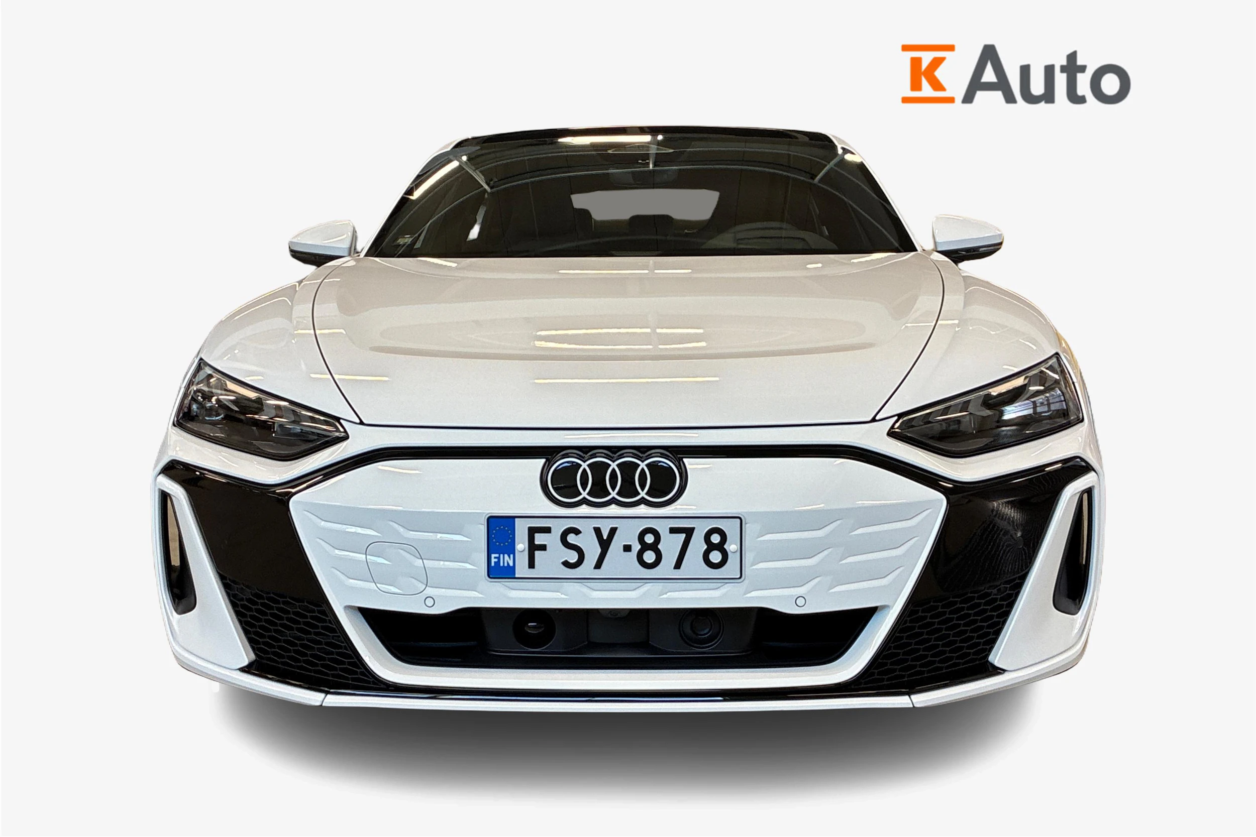 valkoinen Audi e-tron GT 2026 kuva 4.