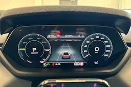 valkoinen Audi e-tron GT 2026 kuva 11.