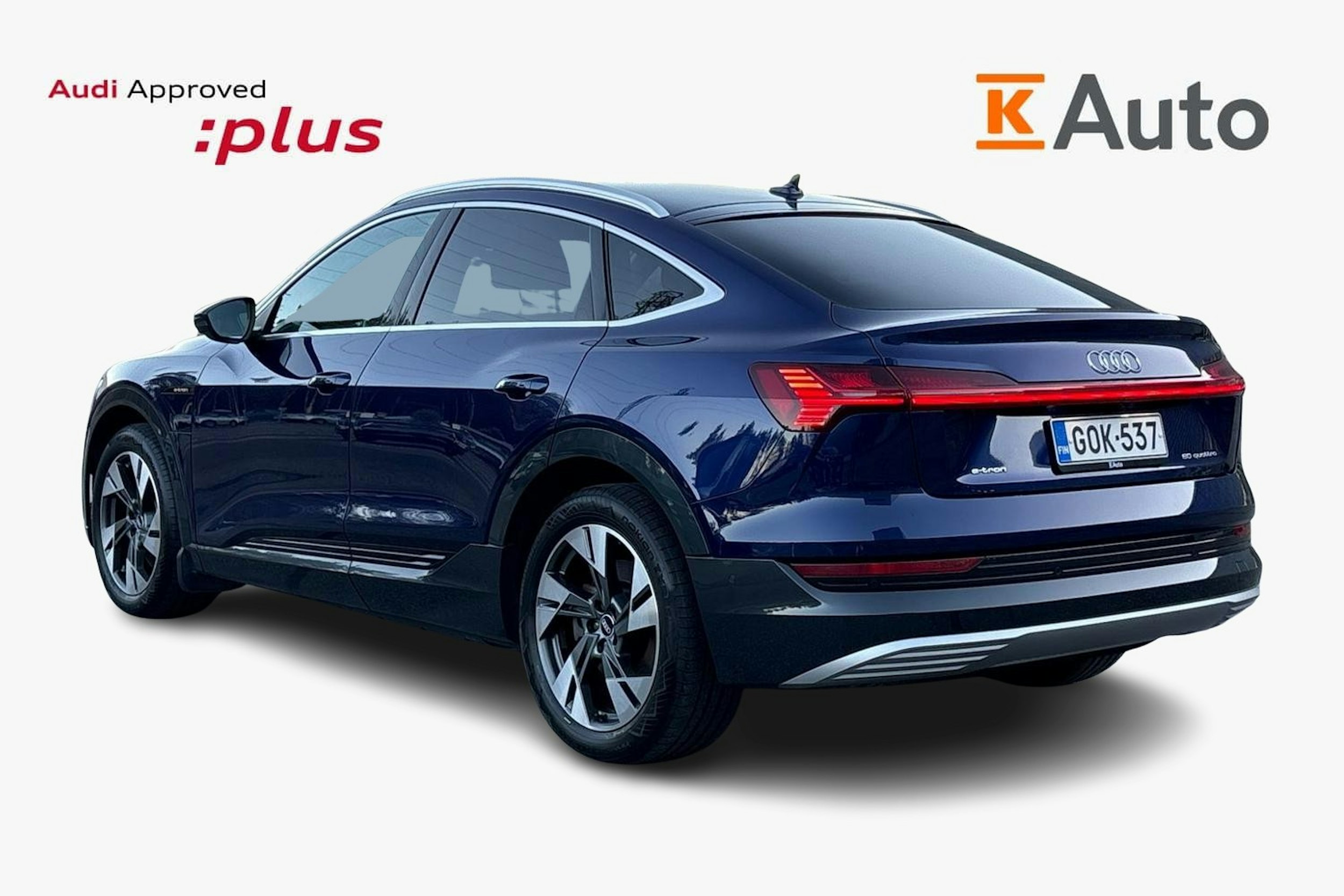 Sininen Audi e-tron 2021 kuva 20.