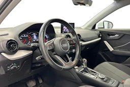 valkoinen Audi Q2 2016 kuva 3.