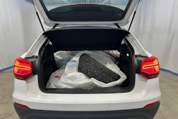 valkoinen Audi Q2 2016 kuva 4.