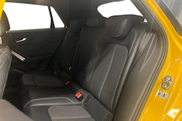 Keltainen Audi Q2 2017 kuva 11.
