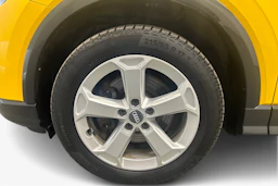 Keltainen Audi Q2 2017 kuva 12.
