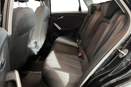 musta Audi Q2 2017 kuva 10.