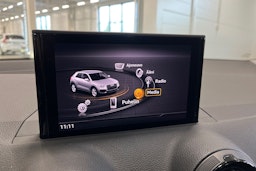 musta Audi Q2 2017 kuva 20.