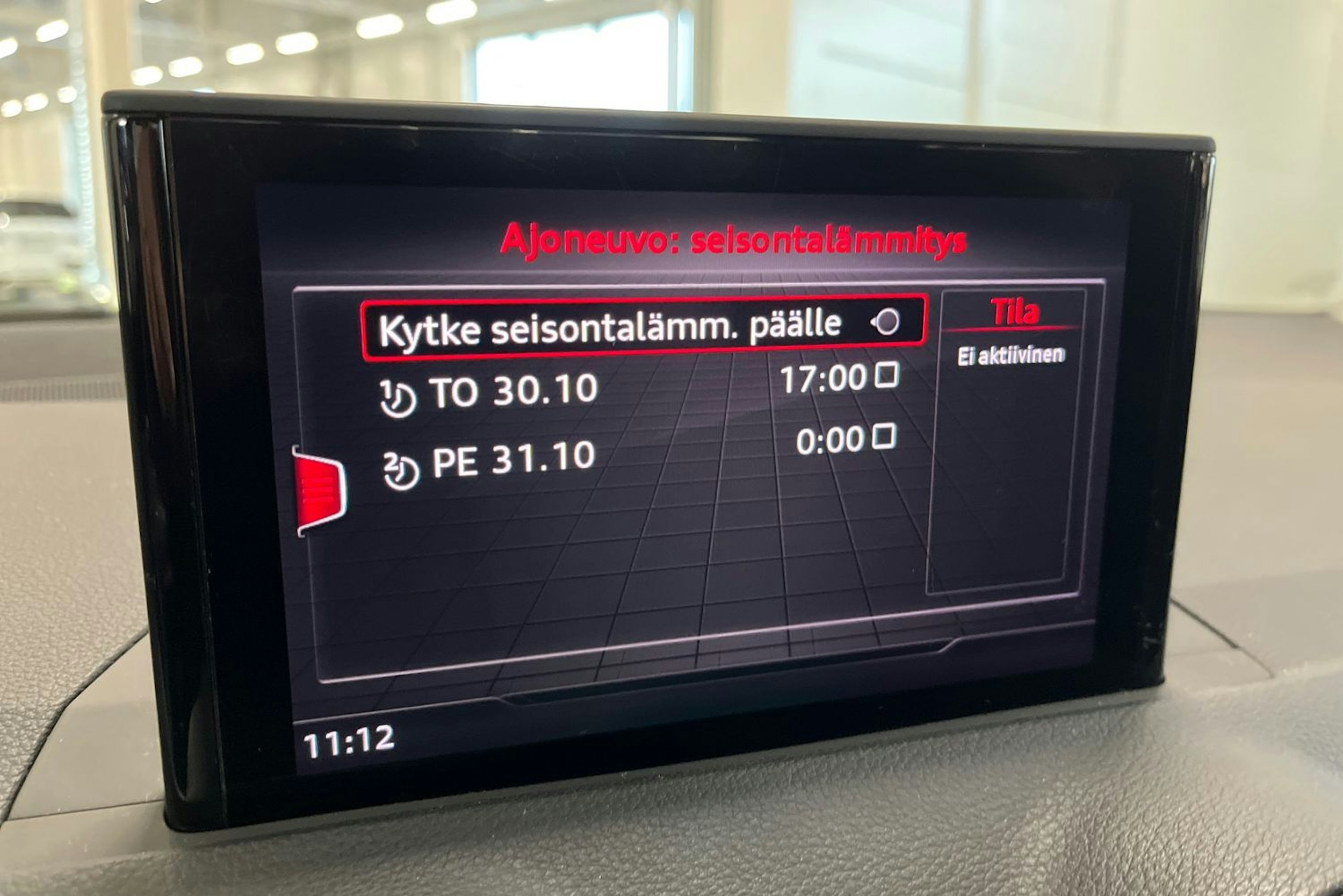 musta Audi Q2 2017 kuva 25.