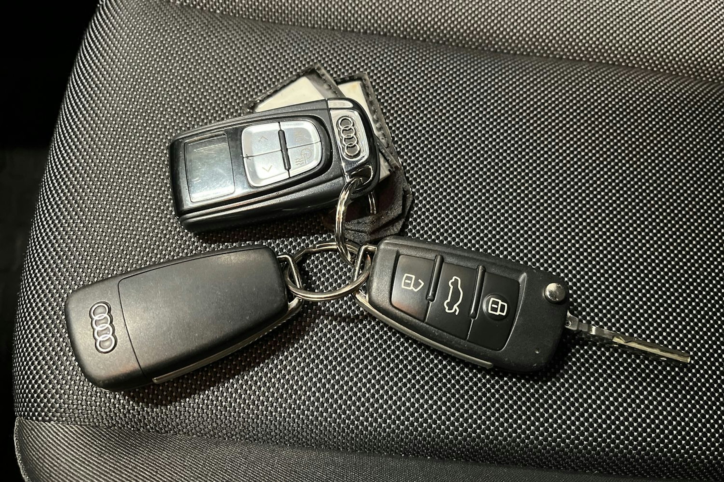 musta Audi Q2 2017 kuva 30.