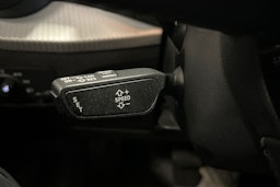 musta Audi Q2 2017 kuva 31.