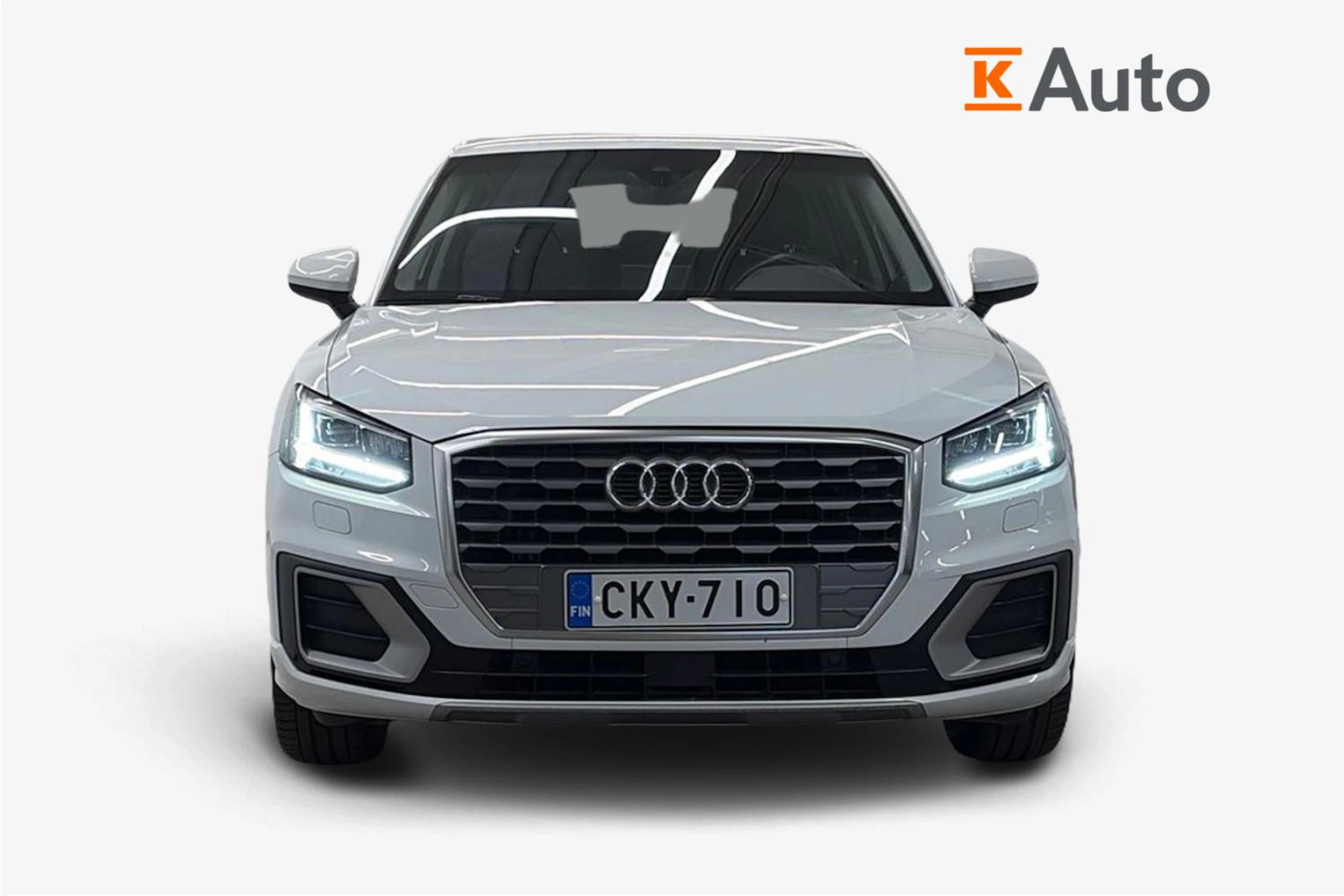 met. valkoinen Audi Q2 2017 kuva 4.