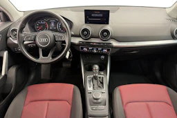 met. valkoinen Audi Q2 2017 kuva 7.