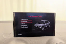 met. valkoinen Audi Q2 2017 kuva 20.
