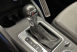 met. oranssi Audi Q2 2017 kuva 23.