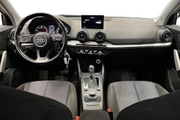 hopea Audi Q2 2017 kuva 9.