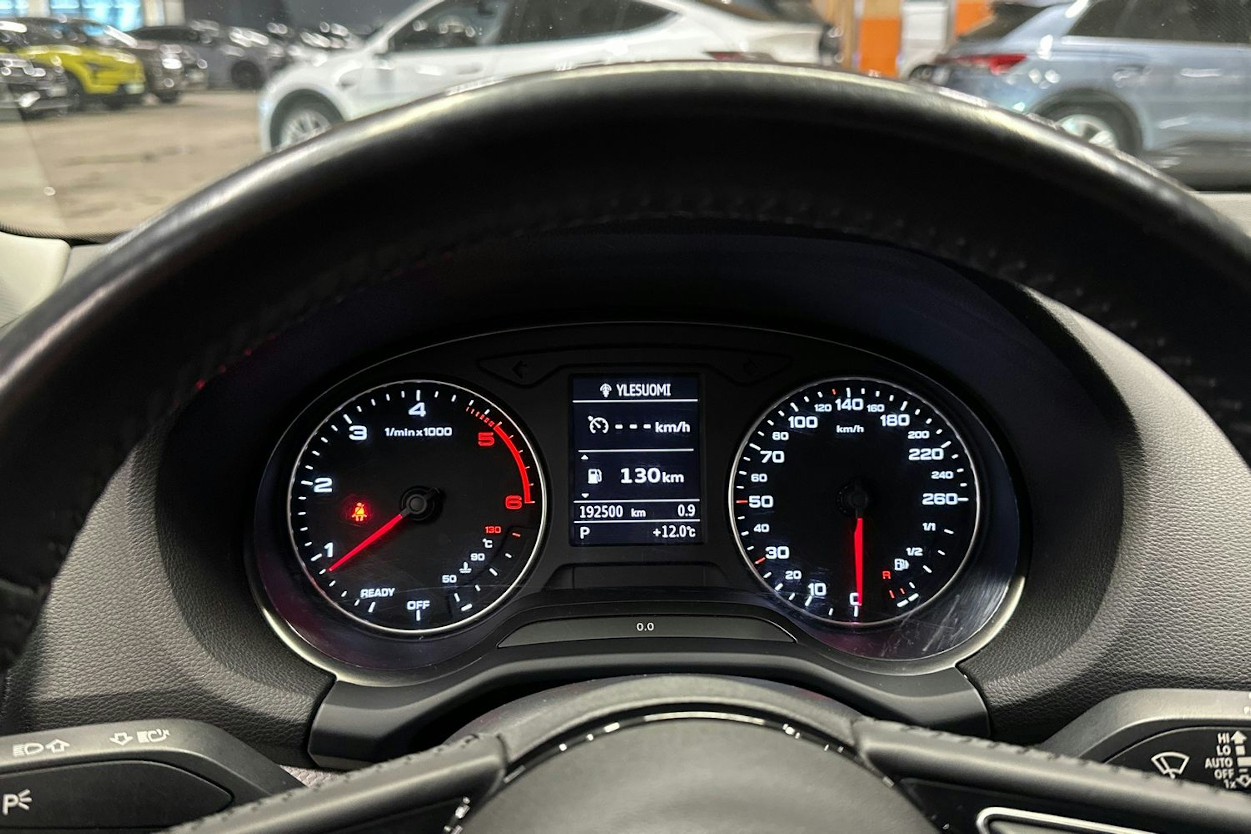 hopea Audi Q2 2017 kuva 20.