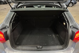 hopea Audi Q2 2017 kuva 26.