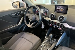 hopea Audi Q2 2017 kuva 16.