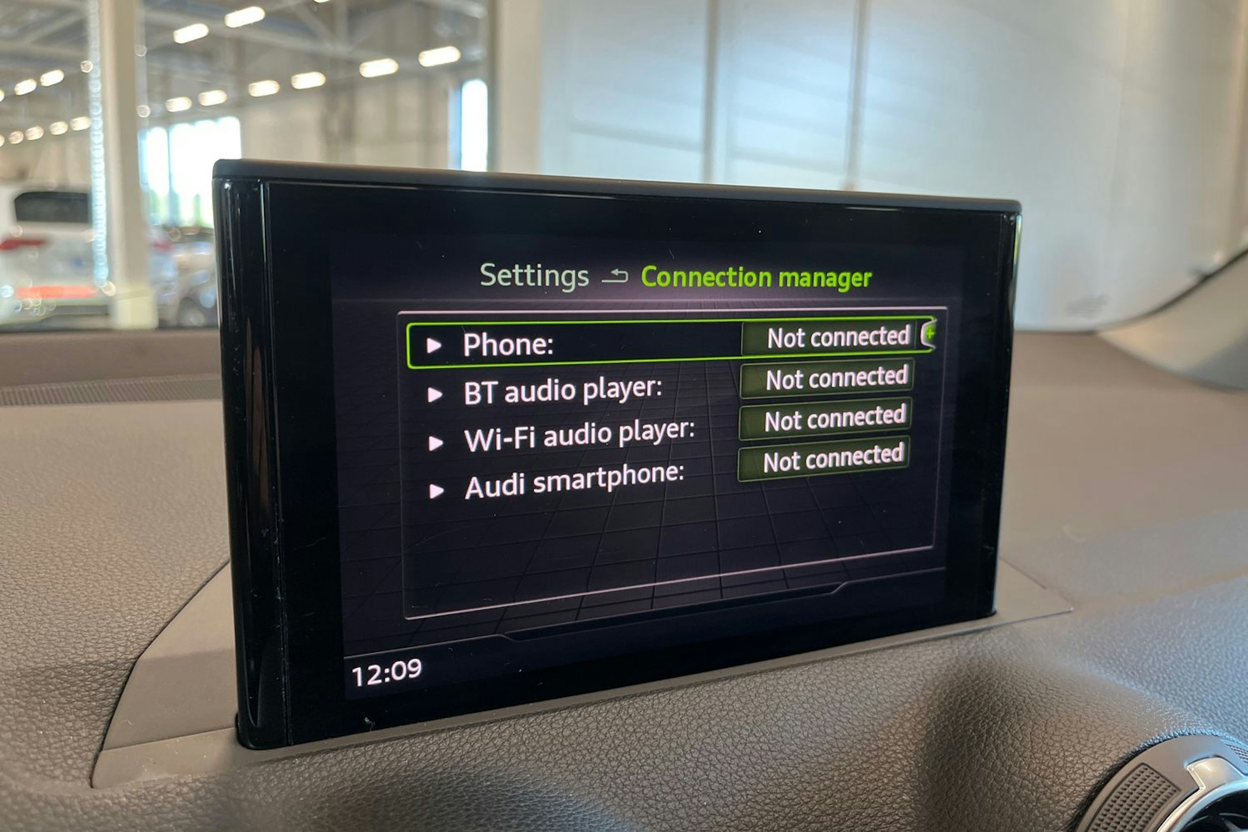 hopea Audi Q2 2017 kuva 21.