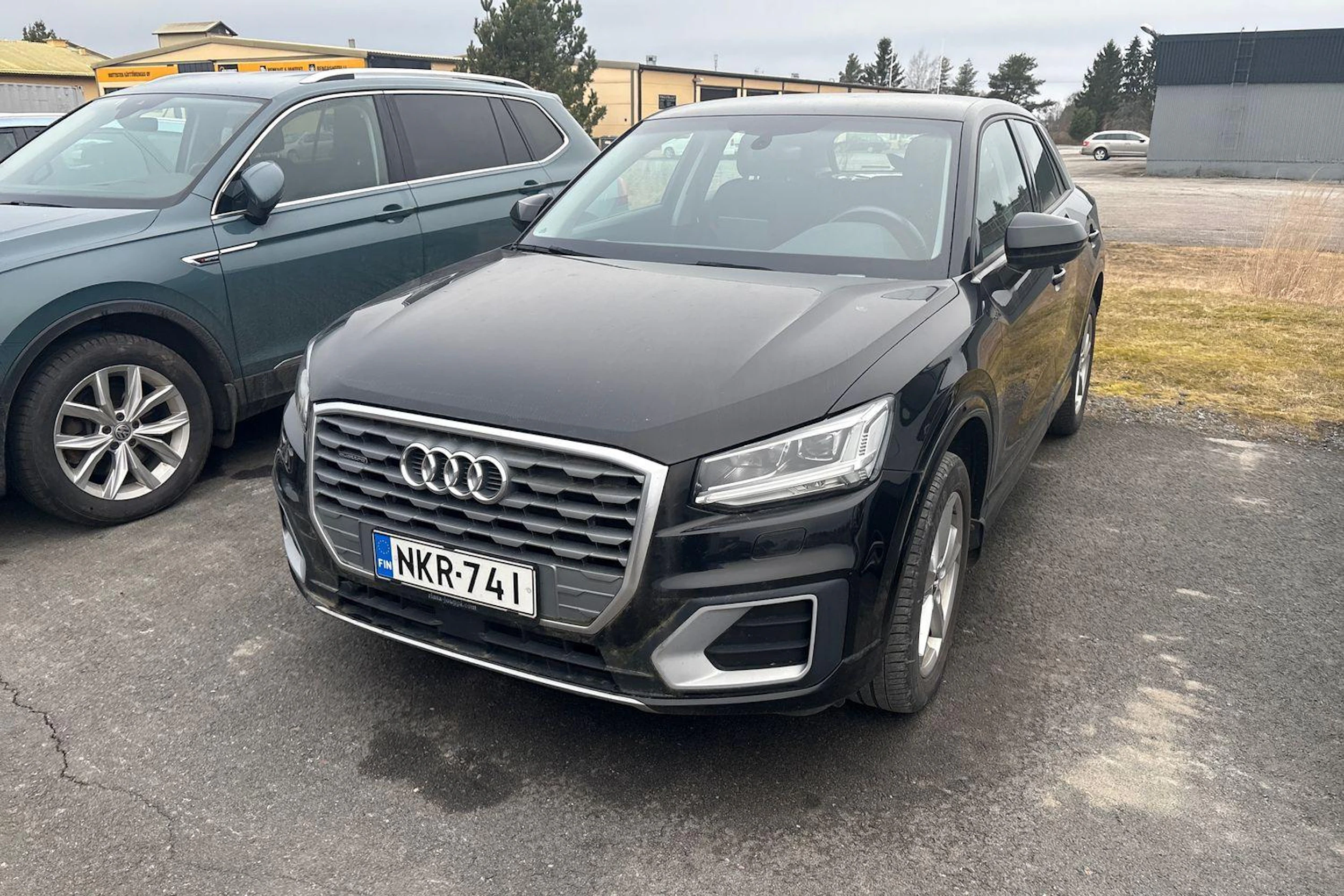 Musta Audi Q2 2017 kuva 3.